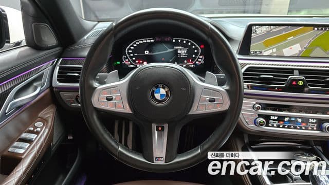 BMW 7 Series 2020 — ფოტო 13/20