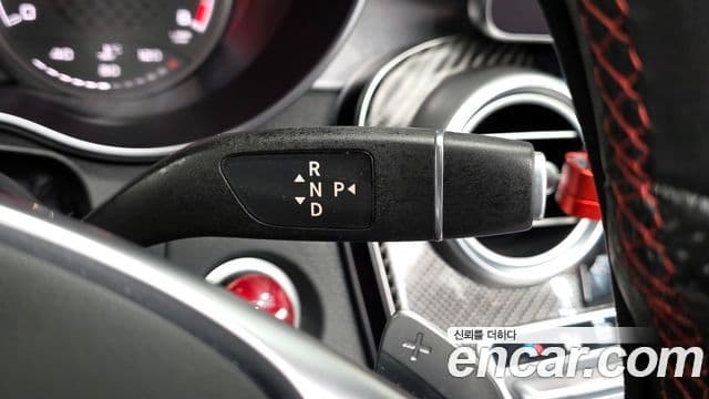 Mercedes-Benz C-Class 2018 — Фото 8/20