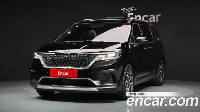 Kia Carnival 2020 — ფოტო 9/20
