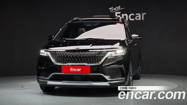 Kia Carnival 2020 — ფოტო 2/20