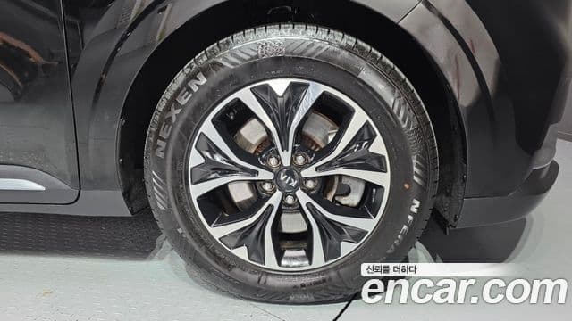 Kia Carnival 2020 — ფოტო 4/20