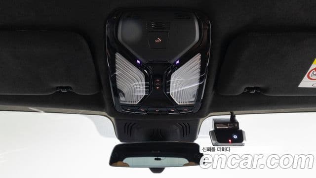 BMW X7 2021 — ფოტო 15/20