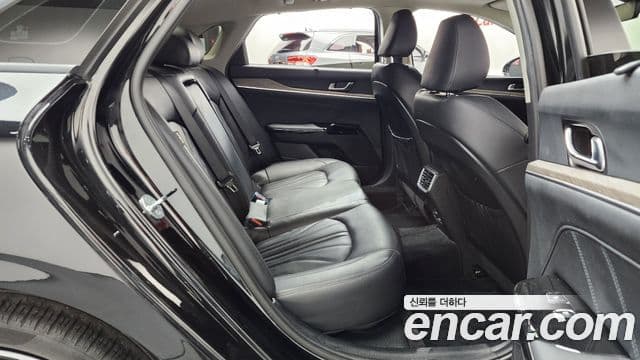 Kia K5 2021 — Şəkil 12/20