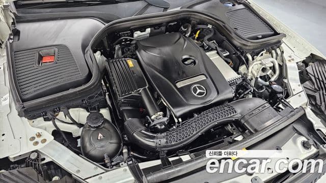 Mercedes-Benz GLC-Class 2019 — ფოტო 5/20