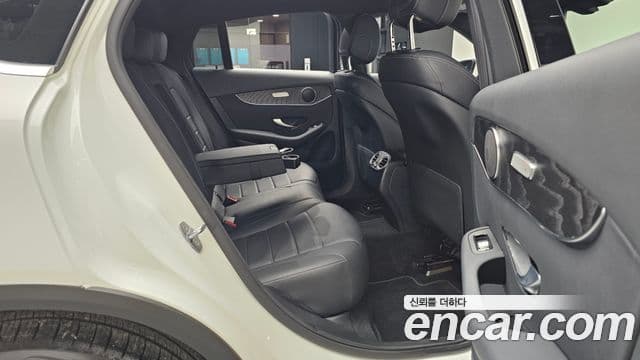Mercedes-Benz GLC-Class 2019 — ფოტო 11/20