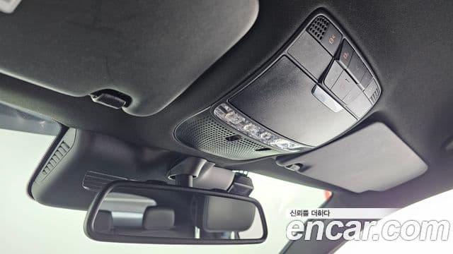 Mercedes-Benz GLC-Class 2019 — ფოტო 17/20