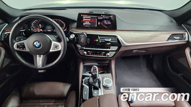 BMW 5 Series 2020 — Şəkil 7/20