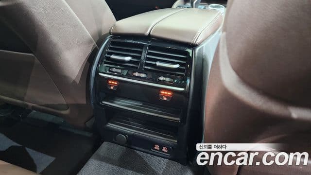 BMW 5 Series 2020 — Şəkil 18/20