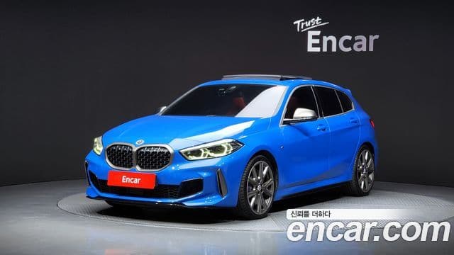 BMW 1 Series 2022 — Şəkil 2/20