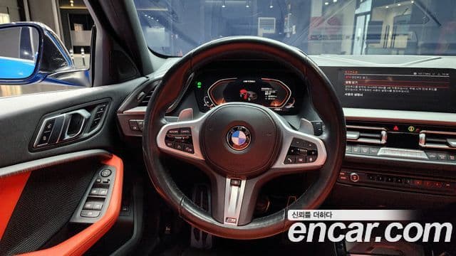 BMW 1 Series 2022 — Şəkil 14/20