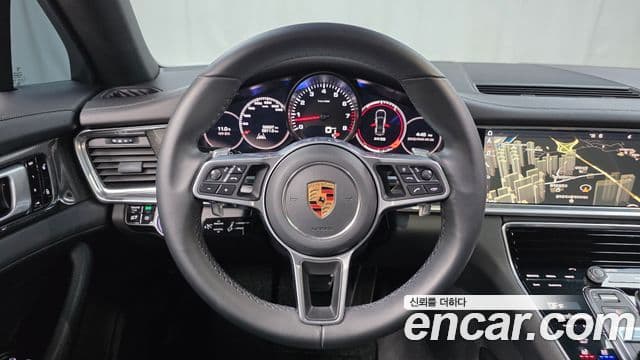 Porsche Panamera 2018 — Şəkil 13/20