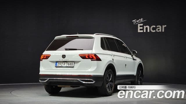 Volkswagen Tiguan 2022 — ფოტო 2/20