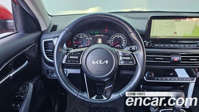 Kia Seltos 2022 — Şəkil 13/20