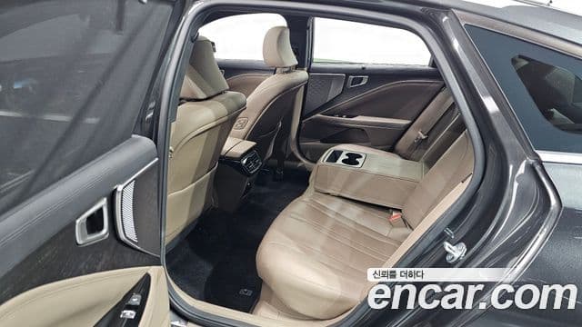 Kia K8 2021 — Şəkil 17/20
