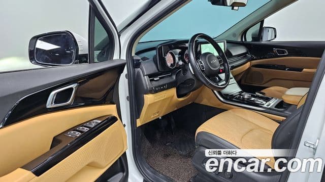 Kia Carnival 2021 — ფოტო 11/20