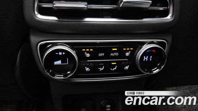 Genesis GV80 2021 — Şəkil 19/20