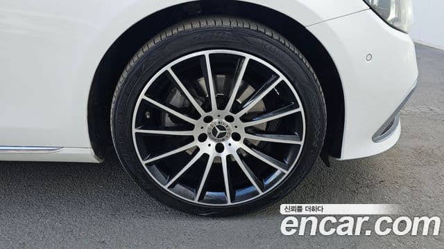 Mercedes-Benz E-Class 2021 — Şəkil 5/20