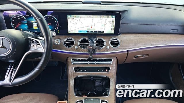 Mercedes-Benz E-Class 2021 — Şəkil 15/20