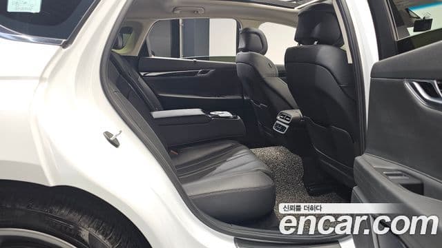 Genesis Electrified G80 2020 — Şəkil 12/20