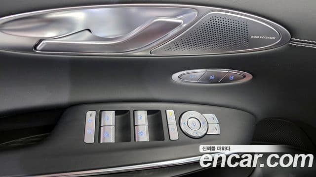 Genesis GV70 2024 — Şəkil 14/20