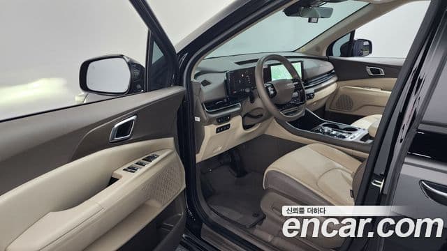Kia Carnival 2025 — Photo 14/20