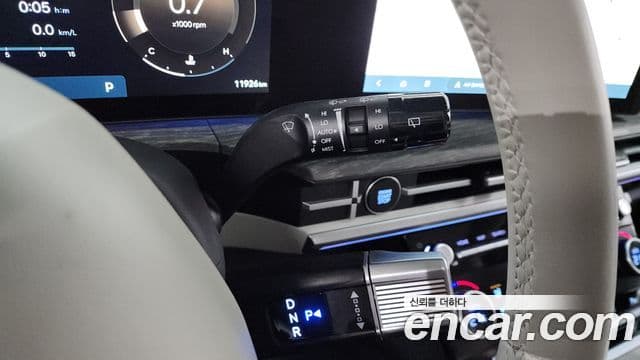 Hyundai Santa Fe 2024 — Şəkil 9/20