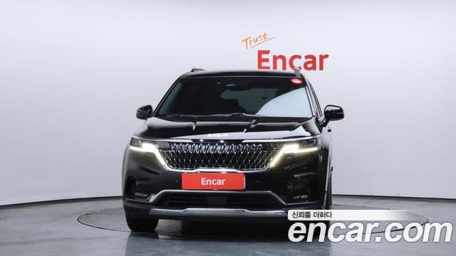 Kia Carnival 2023 — Фото 3/20