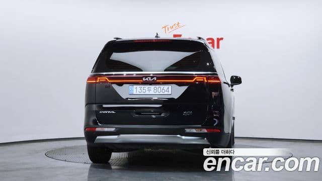 Kia Carnival 2023 — Фото 4/20
