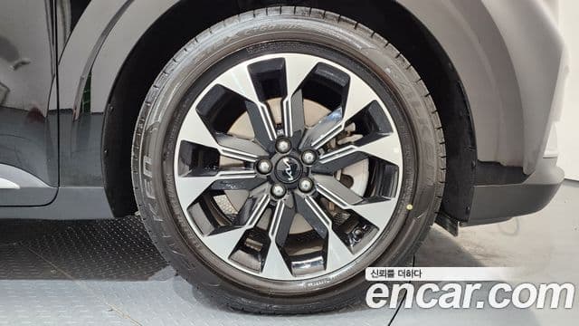 Kia Carnival 2023 — Фото 5/20