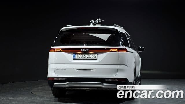 Kia Carnival 2022 — Фото 4/20