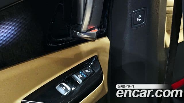 Kia Carnival 2022 — Фото 17/20