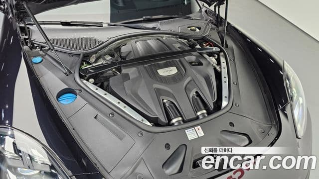Porsche Panamera 2018 — Photo 13/20