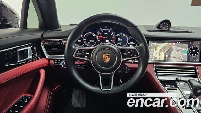 Porsche Panamera 2018 — Photo 6/20