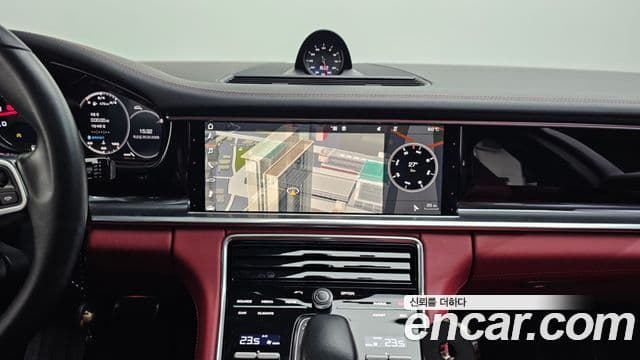 Porsche Panamera 2018 — Photo 15/20