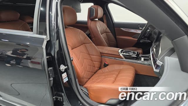 BMW 7 Series 2024 — ფოტო 10/20