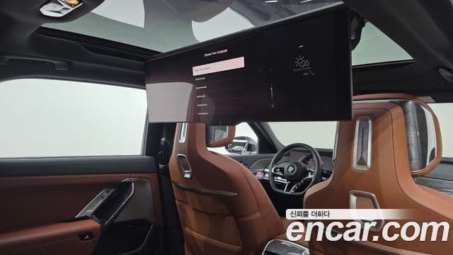 BMW 7 Series 2024 — ფოტო 18/20