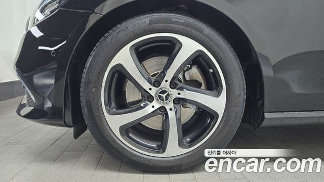 Mercedes-Benz E-Class 2020 — Şəkil 5/20