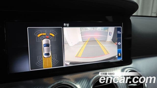 Mercedes-Benz E-Class 2020 — ფოტო 15/20
