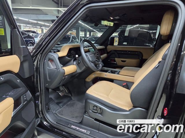 Land Rover Defender 2025 — ფოტო 7/20