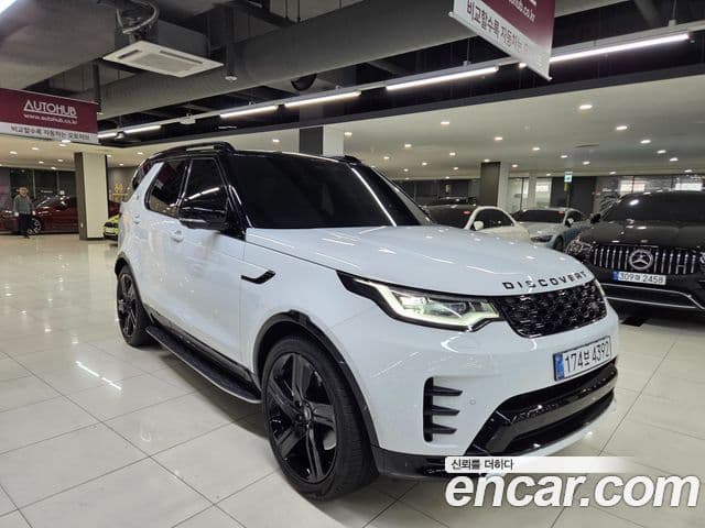 Land Rover Discovery 5 2025 — Photo 14/20