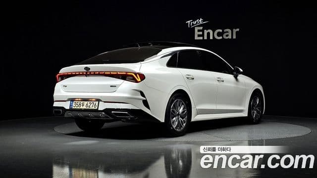 Kia K5 2020 — ფოტო 2/20