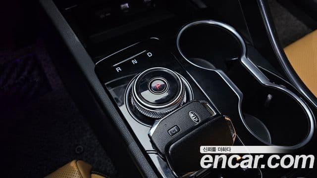 Kia K5 2020 — ფოტო 9/20