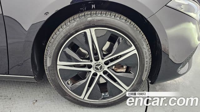 Mercedes-Benz A-Class 2025 — ფოტო 5/20