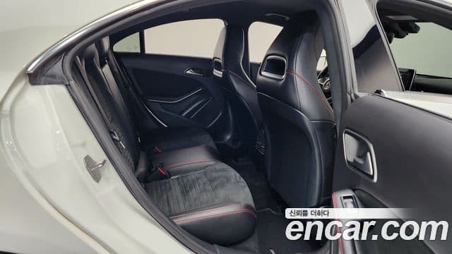 Mercedes-Benz CLA-Class 2018 — Şəkil 12/20