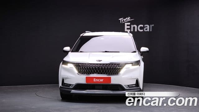 Kia Carnival 2020 — Фото 3/20
