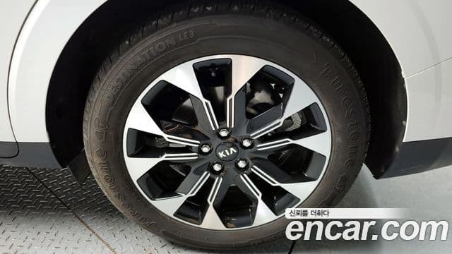 Kia Carnival 2020 — Фото 5/20