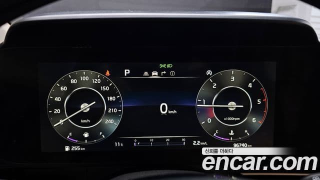 Kia Carnival 2020 — Фото 8/20