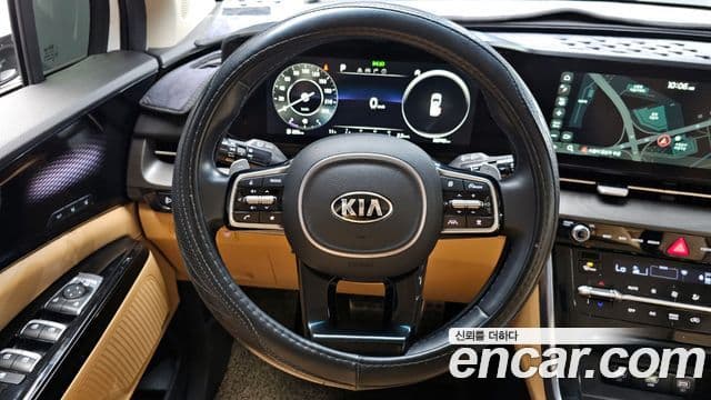 Kia Carnival 2020 — Фото 13/20