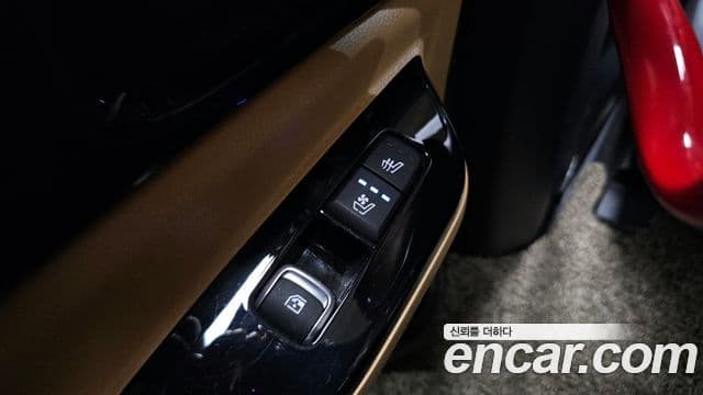 Kia Carnival 2020 — Фото 19/20