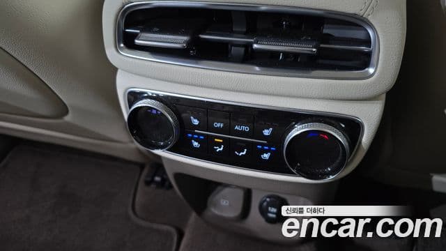 Genesis GV80 2020 — Şəkil 19/20